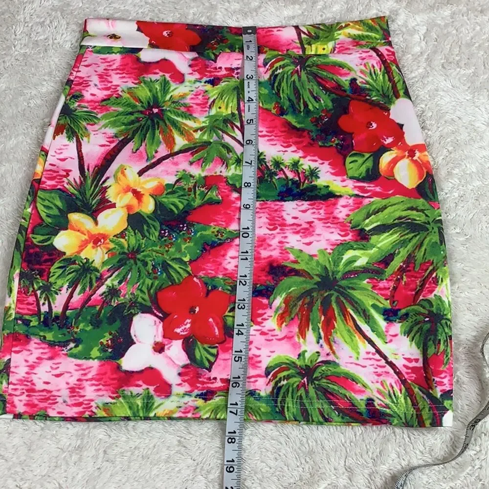Nameless Hawaiian print bodycon‎ mini skirt, Large